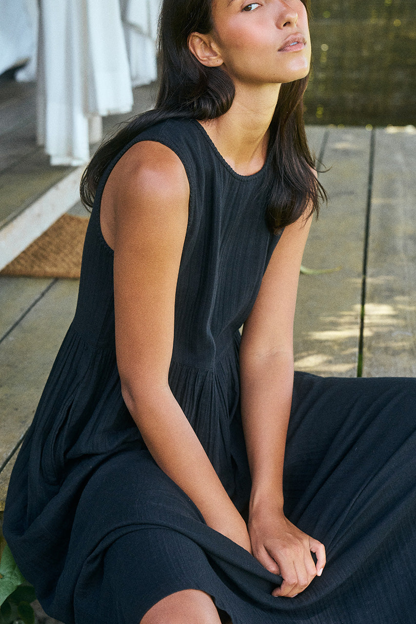 Nadi Dress ~ Black