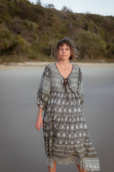 Jasmine Midi Dress ~ Charcoal